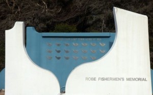 Robe_Fishermen+96s_Memorial-32515-99816
